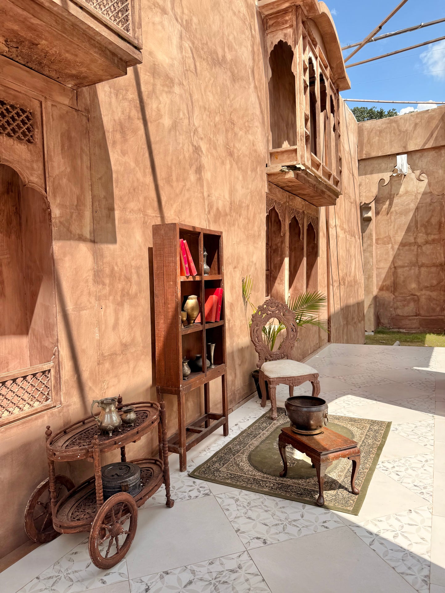 GRAND QILLA ( location Valencia )