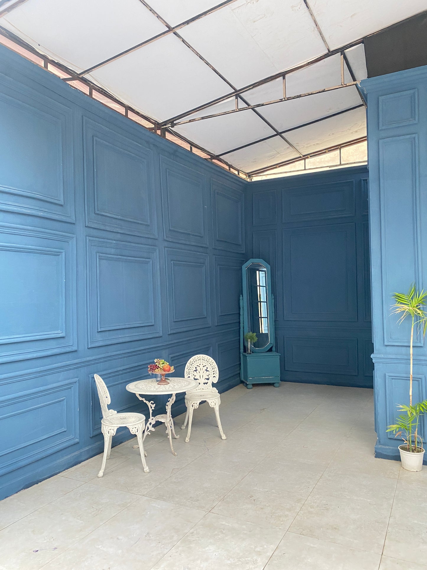 FRENCH WALL