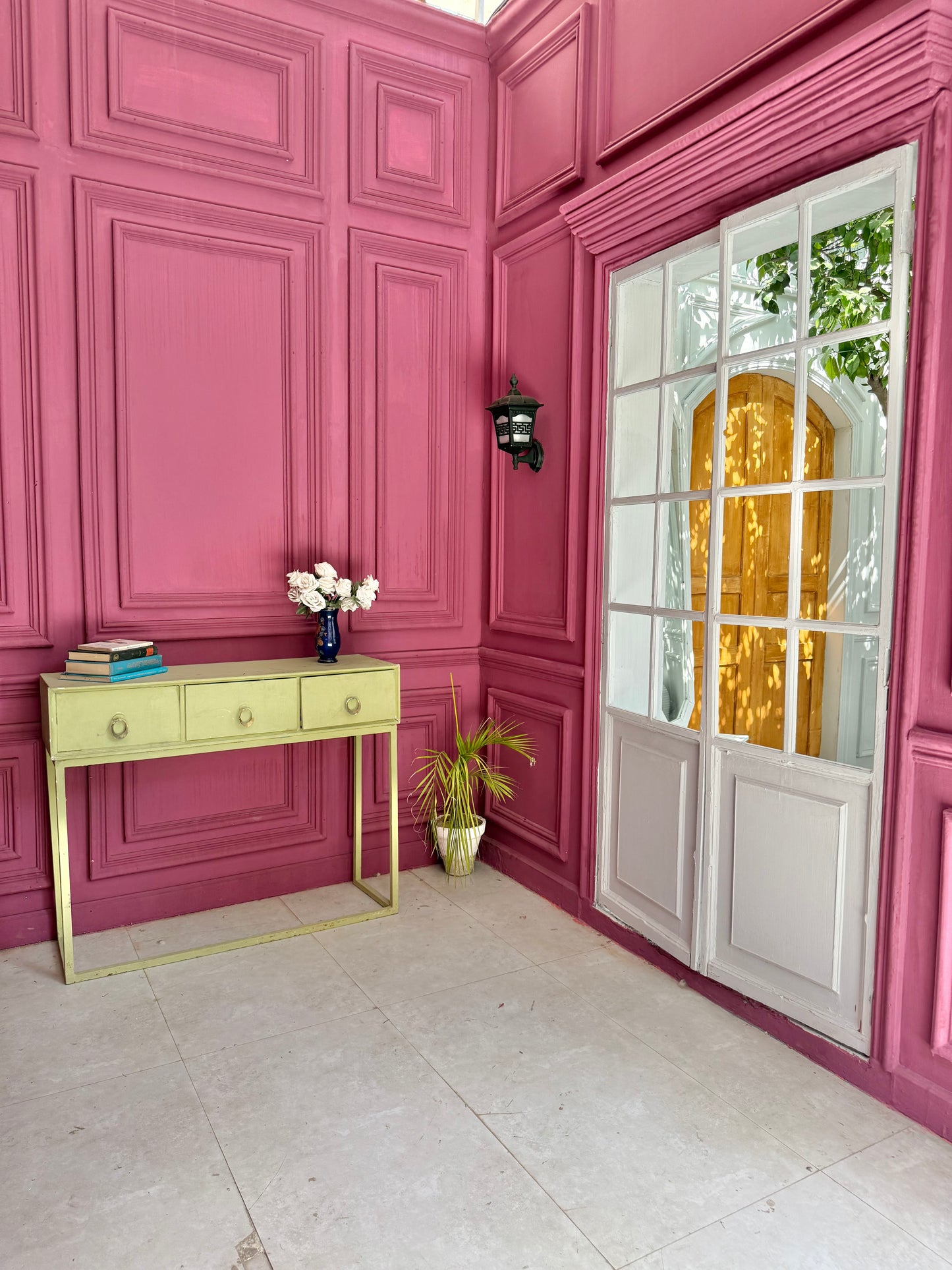 FRENCH WALL