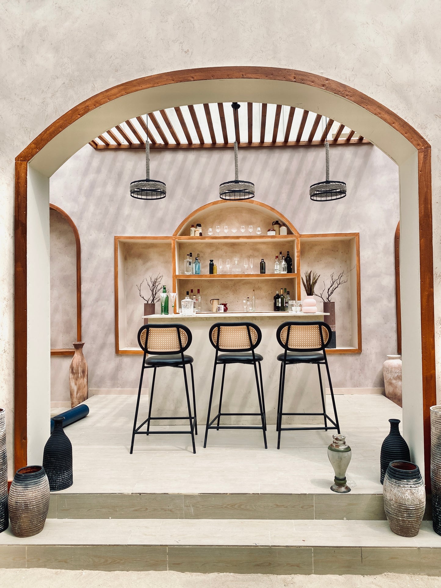 THE OASIS LOUNGE