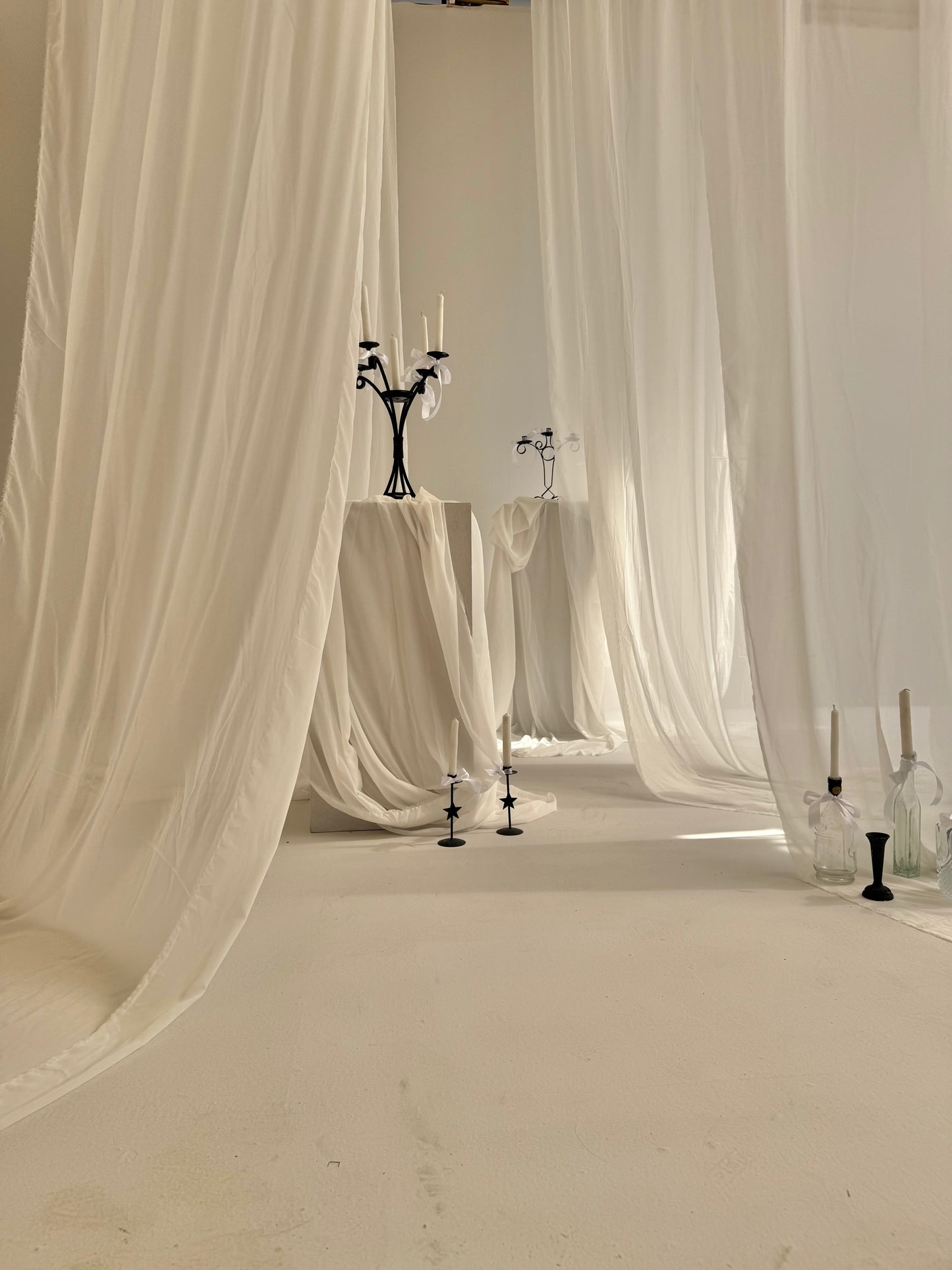 CUSTOMIZE DRAMATIC DRAPERY THEME-08