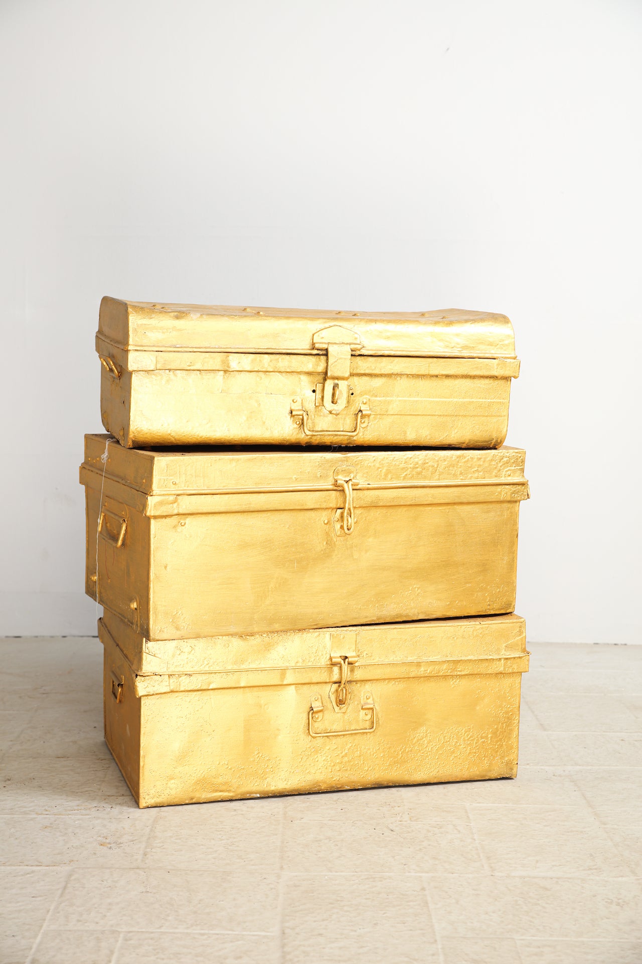 Golden Trunk Box